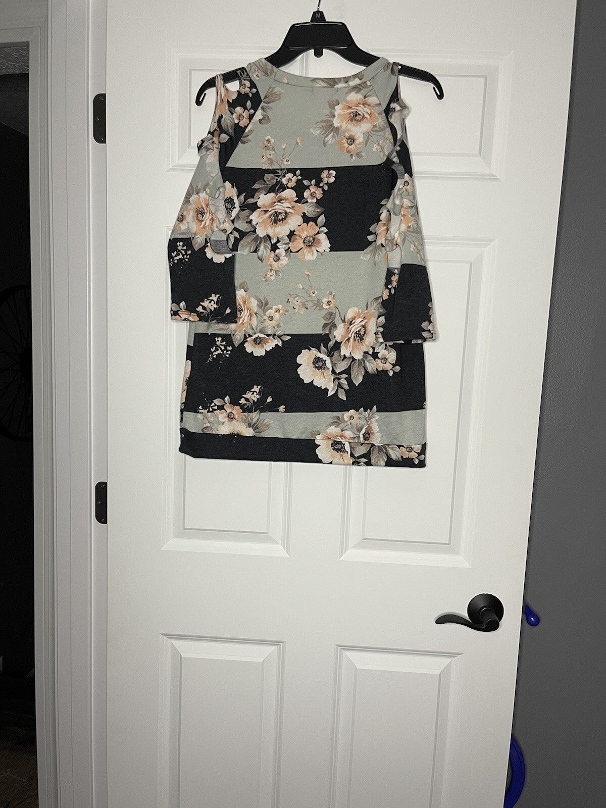 12pm by mon ami long sleeve blouse with slashed sleeves gray bue peach taupe flo