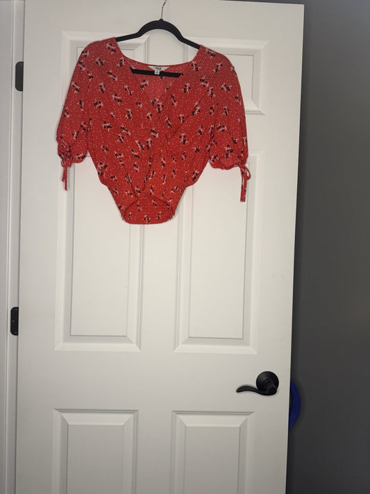 Jack By Bb Dakota Short Sleeve Top Small Red W Black White Floral 