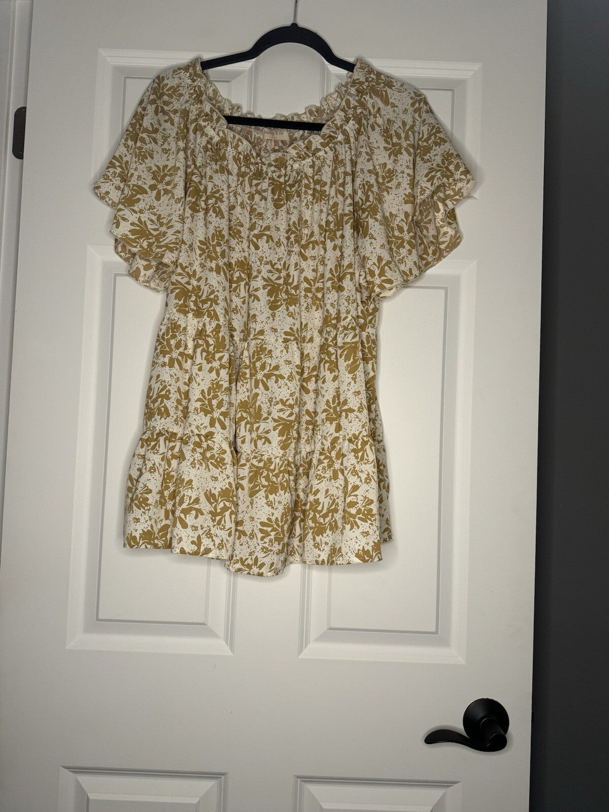 Hailey And Co Short Sleeve Blouse 2x Brown Cream Floral Print
