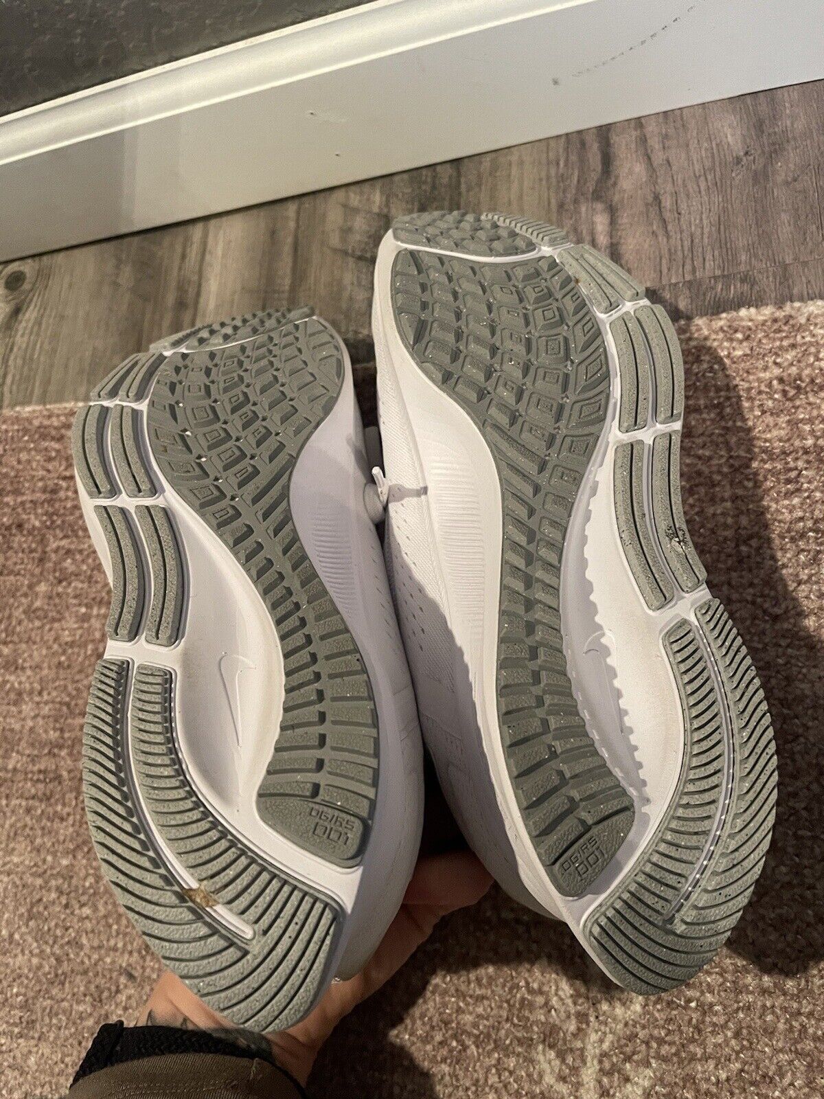 Nike Air Zoom Pegasus 38 White Sneakers Size 10 White