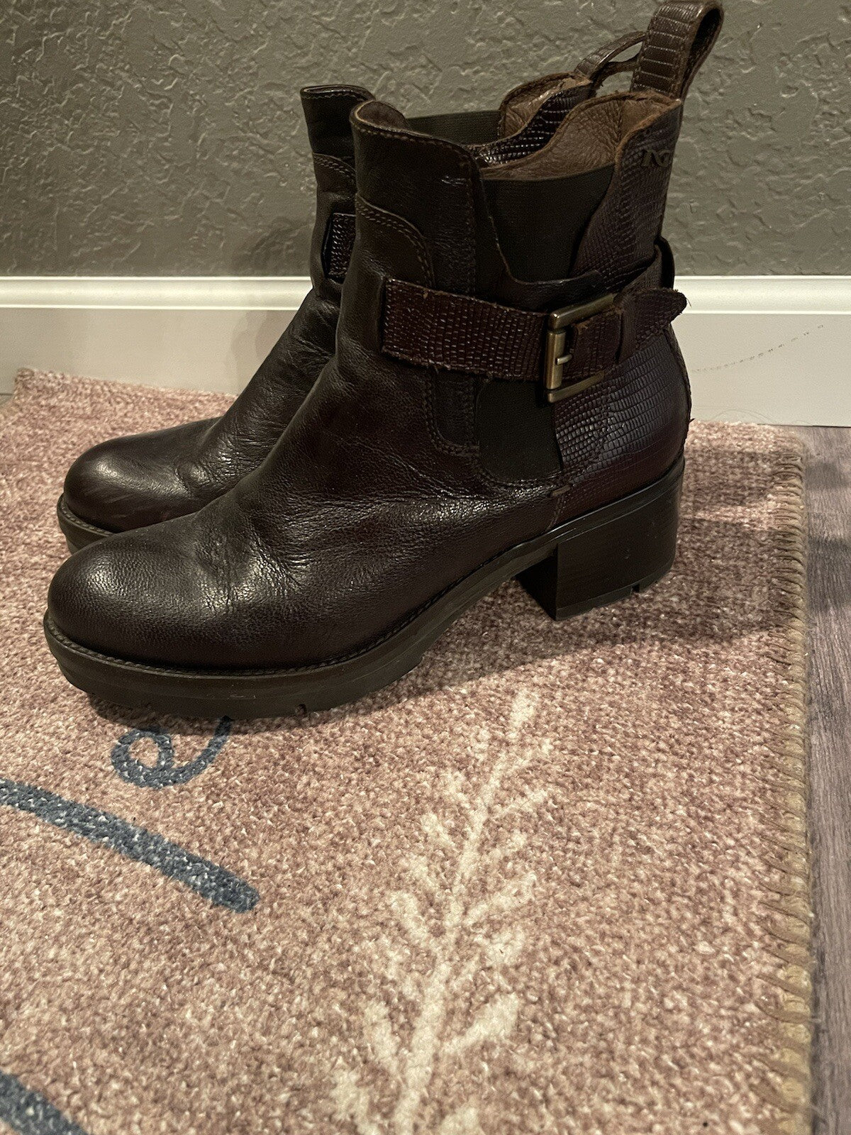 Nero Giardini brown boots size 40 leather 