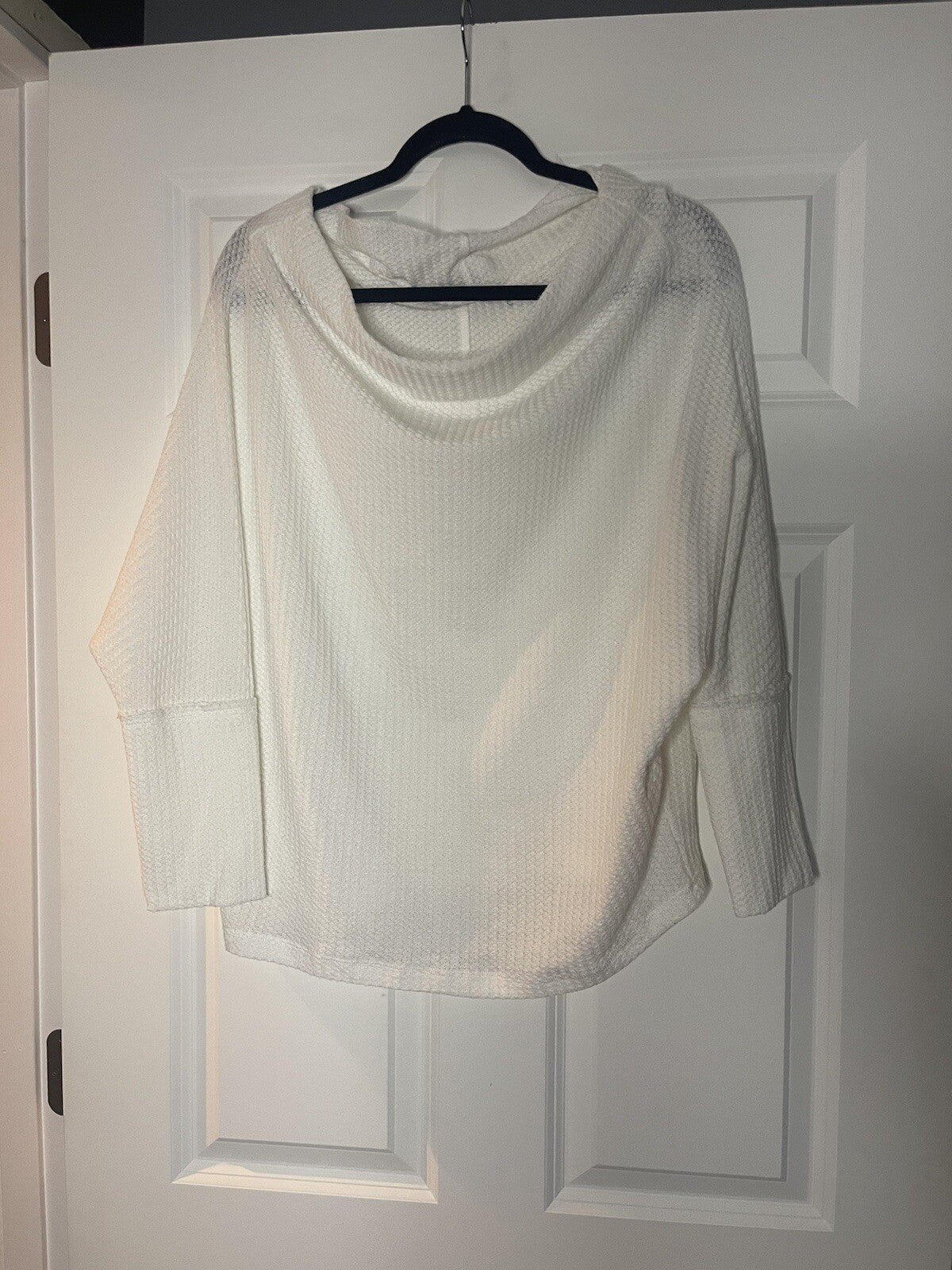 Umgee sweater white large NWT