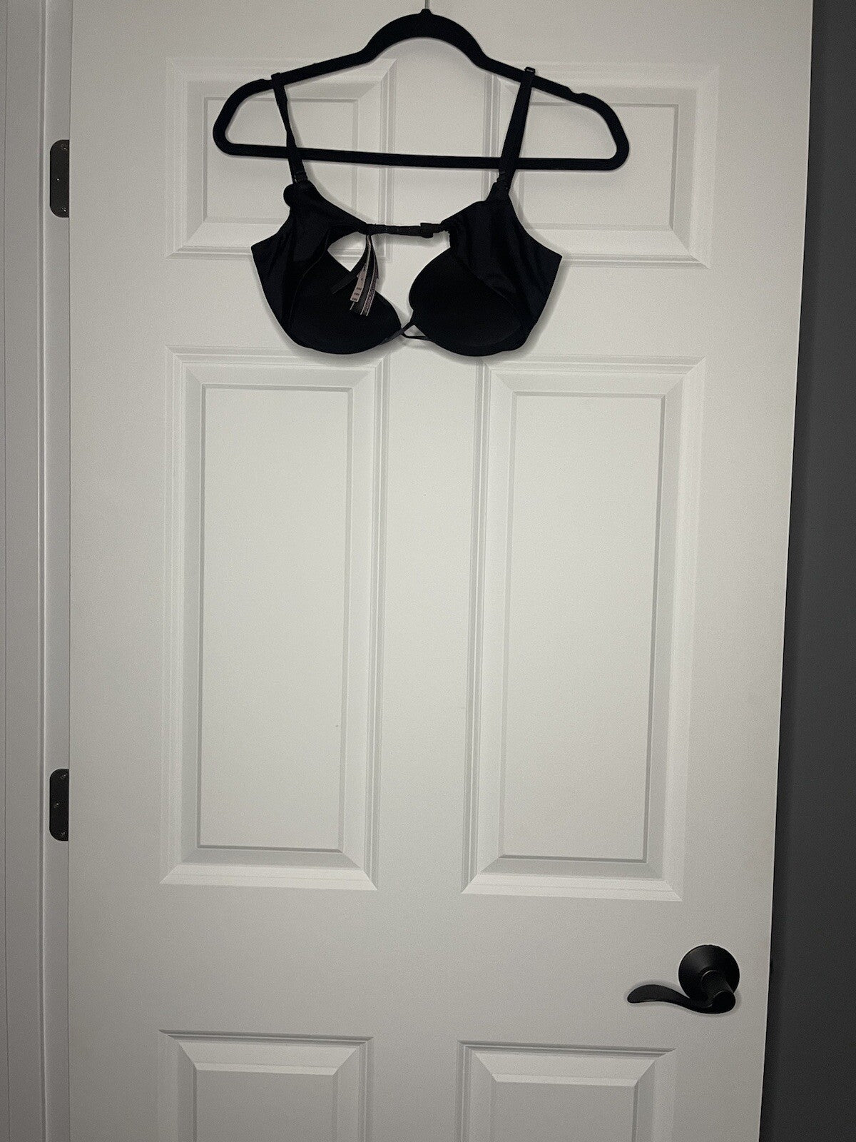 Victorias secret plunge bra 34c black NWT
