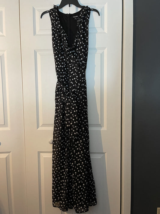 Dressbarn Roz Ali size 10 black and white jumpsuit with belt SUPER CUTE!
