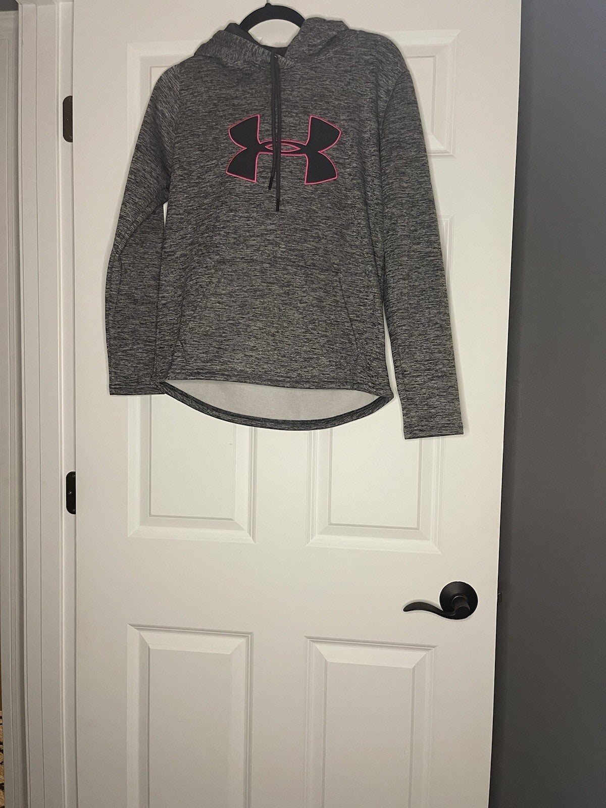 Under Armour Hooded Sweatshirt Heathered Gray With Pink Logo New With Tags Small