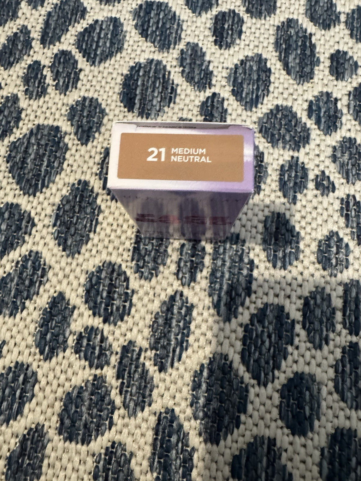 Urban Decay Face Bond Foundation 21 Medium Neutral New In Box