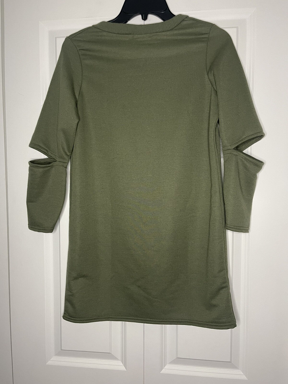Boohoo slash sleeve sweater dress olive size 8 nwt 