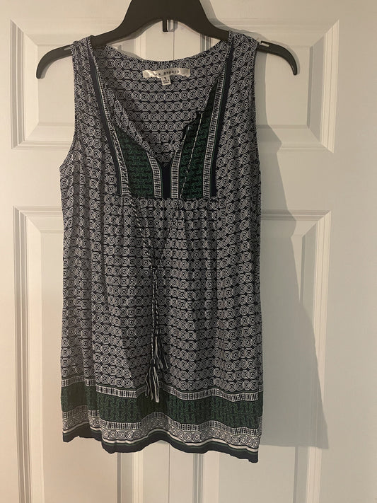 Max studio sleeveless blouse small blue white green print 