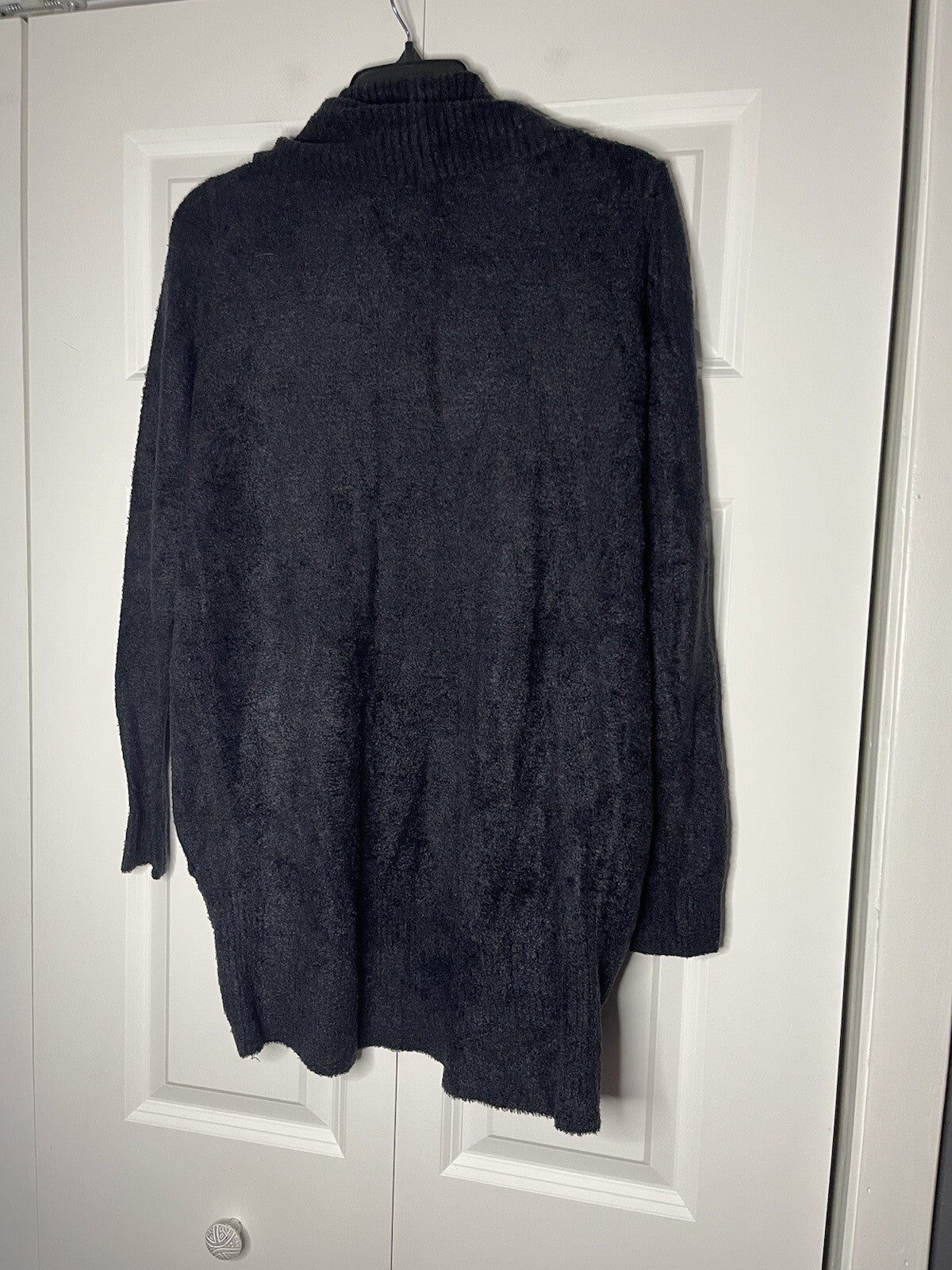 Barefoot dreams cardigan black xs/s with pockets 