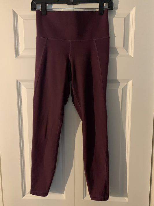Old Navy Active size small leggings plum duo dry 
