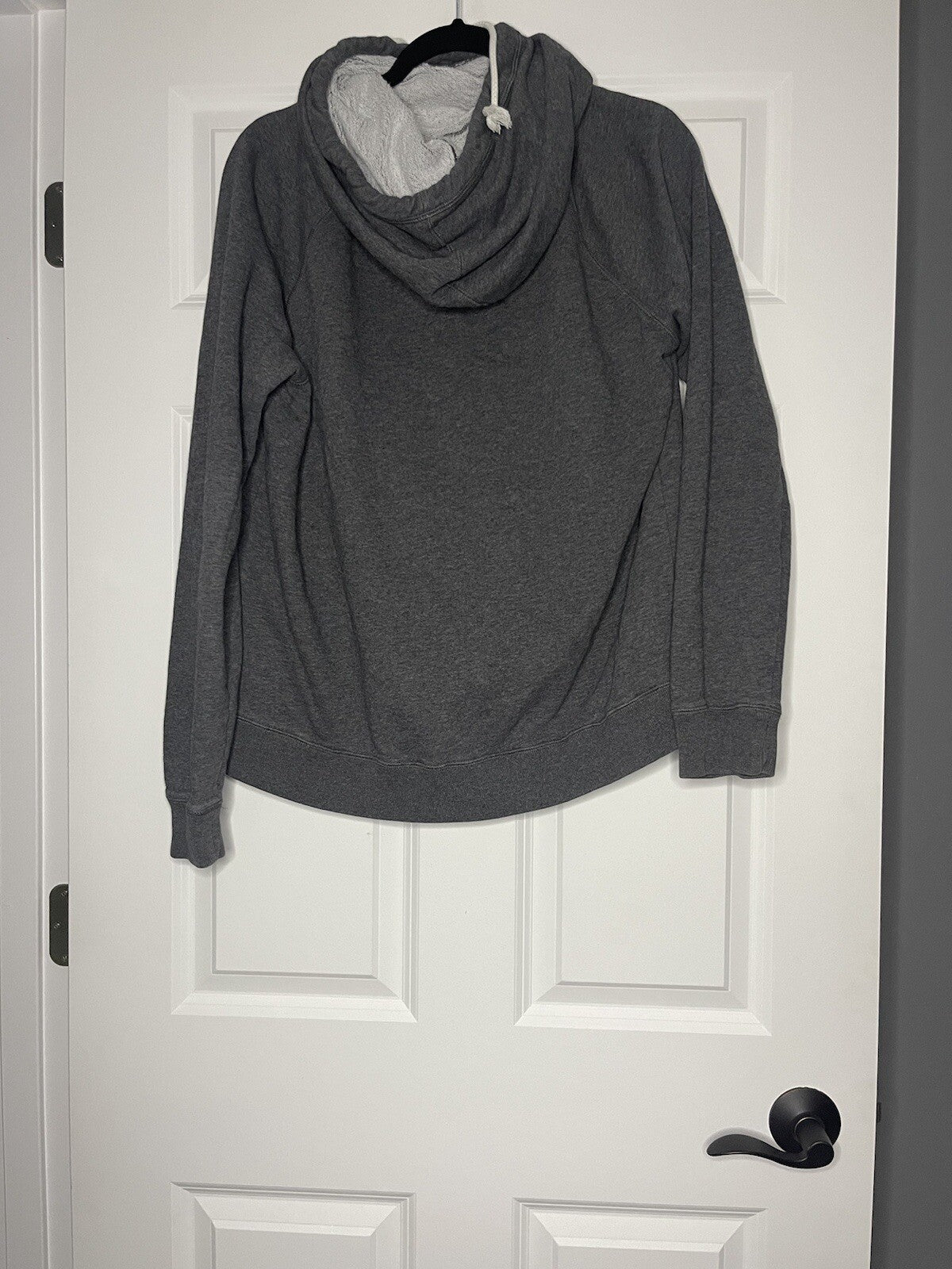 Nike hooded sweatshirt gray with cream logo xl