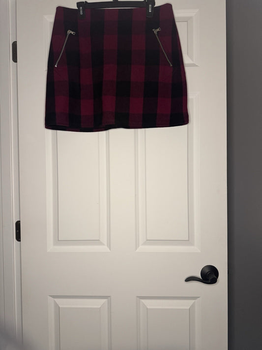 Gap Skirt Size 14 Pinkish Red And Black Checkered Nwt 