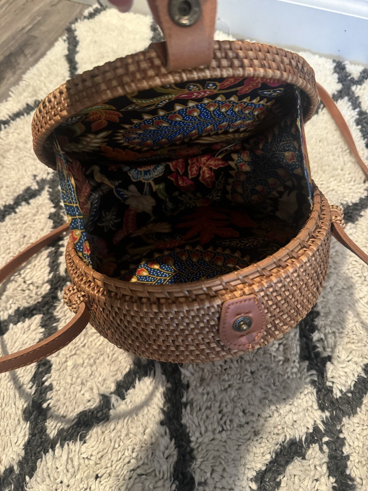 Unbranded Brown Rattan Purse Circle 