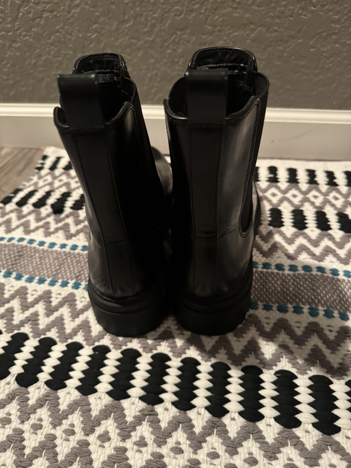 A New Day Size 10 Black Boots 