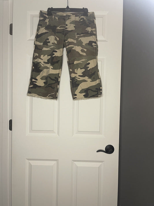 Roxy Capris Size 3 Camo Print Green And Beige 