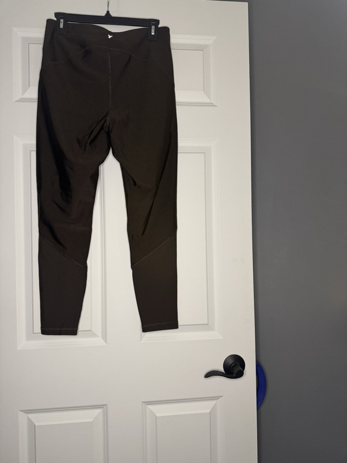 Old Navy Active High Rise Leggings Quick Dry Large Shiny Brown Material