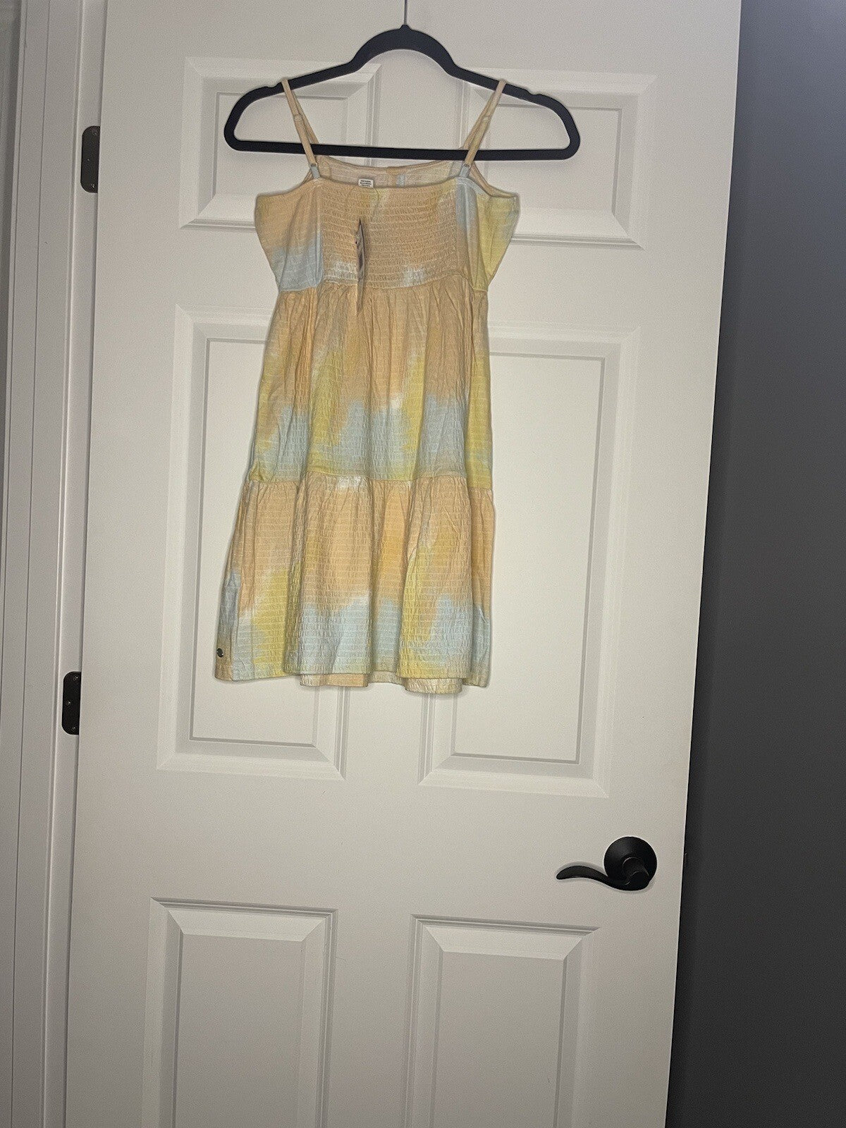 Roxy Sleevelesss Dress Or Coverup  Medium Peach Yellow Blue Tie Dye Nwt $48.00