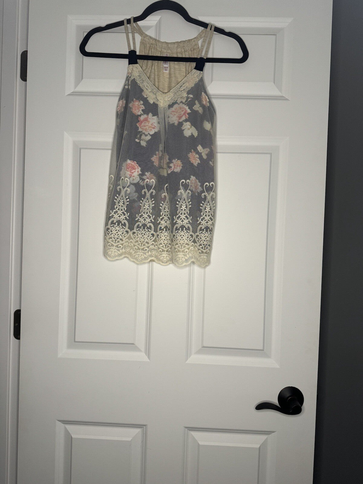 Xhilaration Sleeveless Top XS Cream Lace Lining Beige Back Multi Floral Nwt