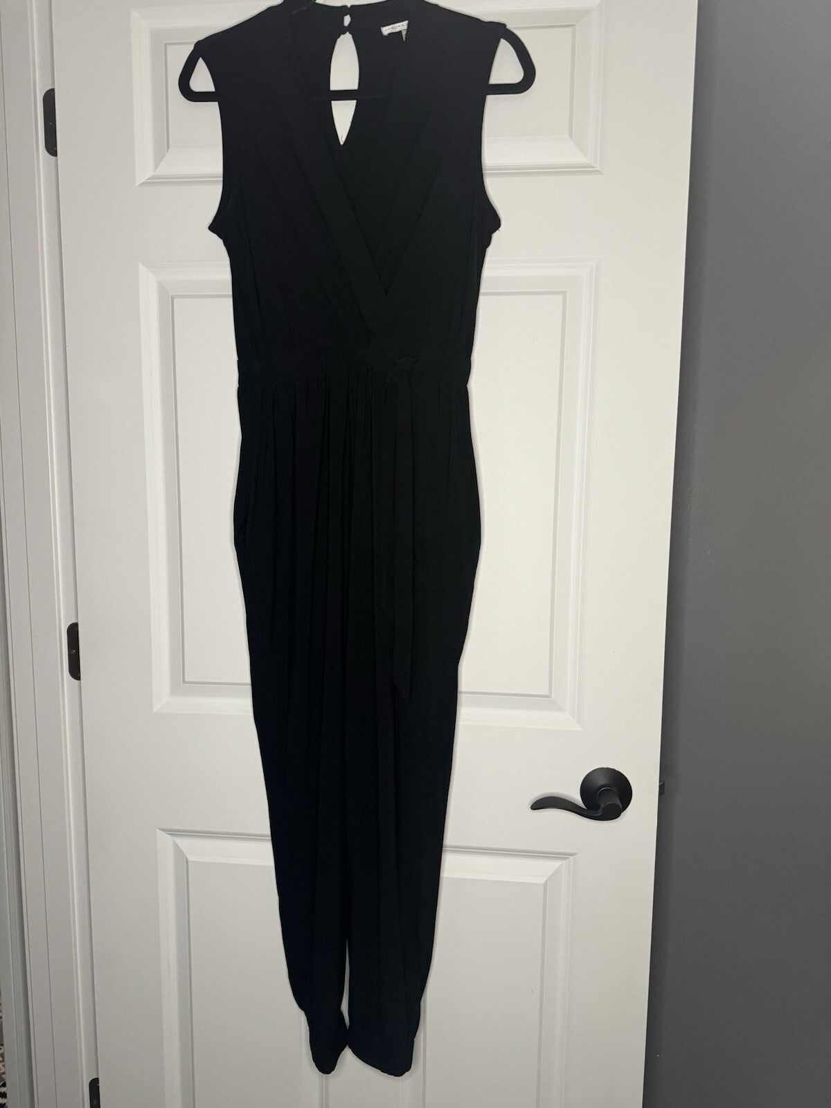 Sandra Darren Sleeveless Jumpsuit Small Black 