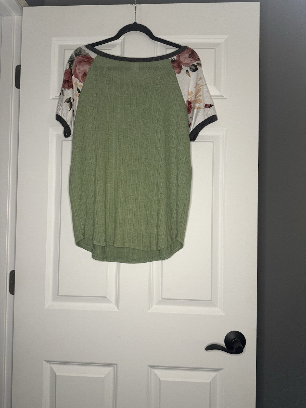 7th Ray Short Sleeve Blouse Green Ribbed Body Multi Floral Sleeves Charcoal Trim