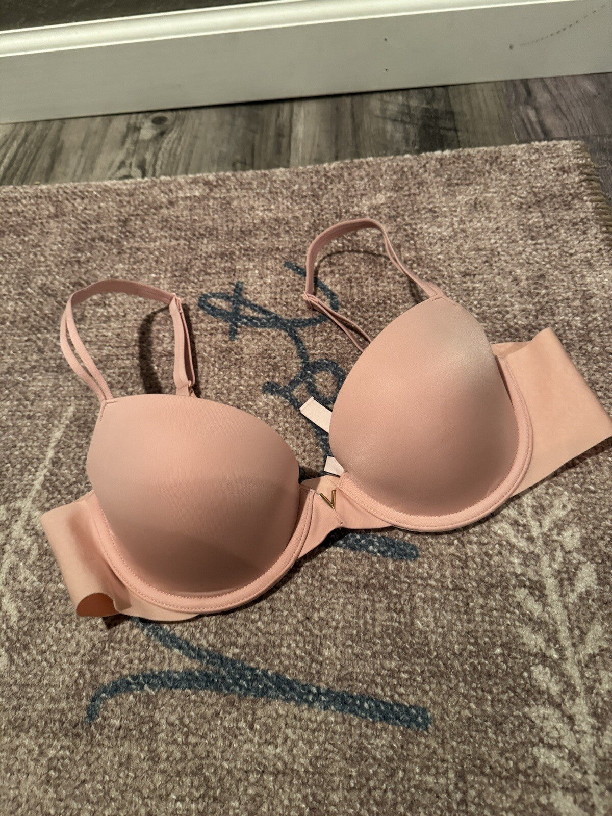 Victorias Secret Lined Demi 34b Light Pink 