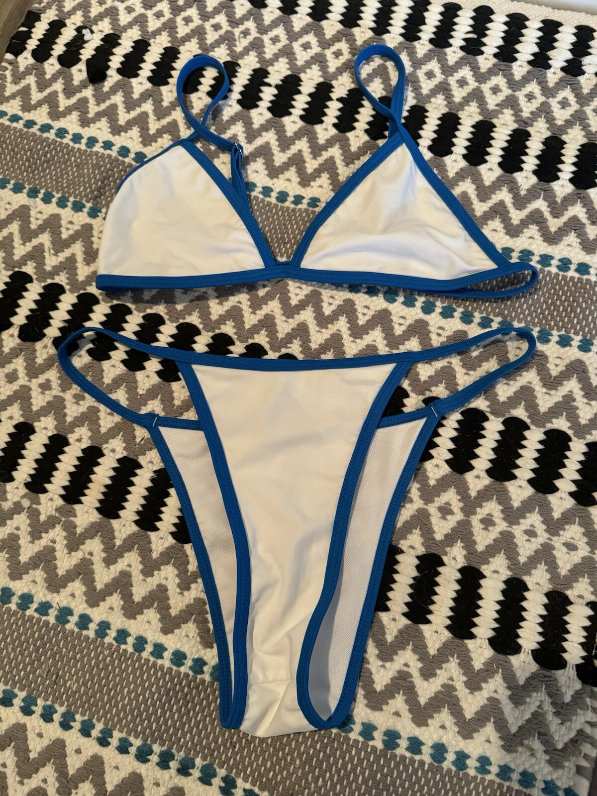 SHEIN 2 Piece Bikini Medium White W Blue Trim No Padding 