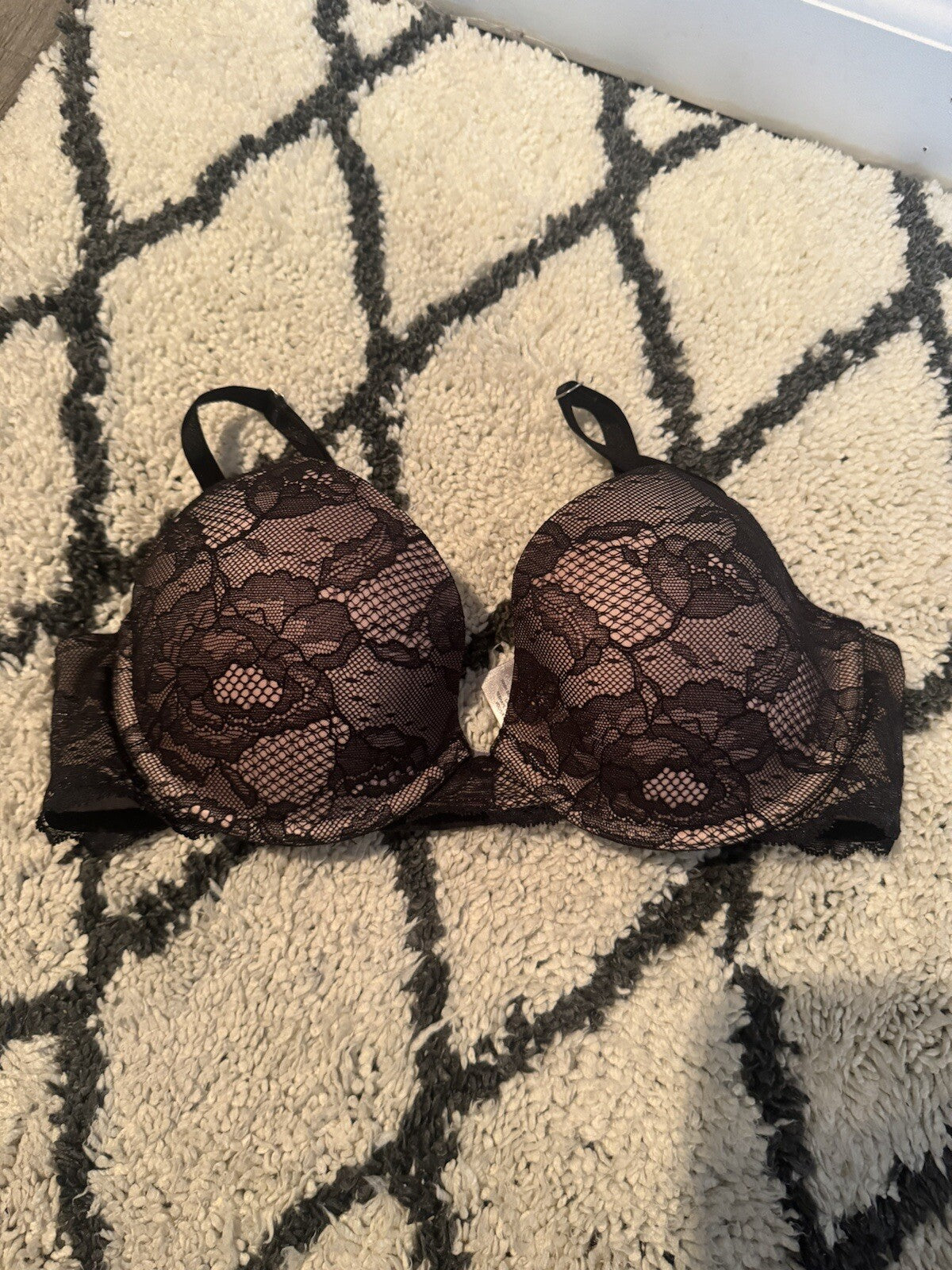 Victorias Secret Bio fit Demi Uplift Bra 34c Beige And Black Lace 