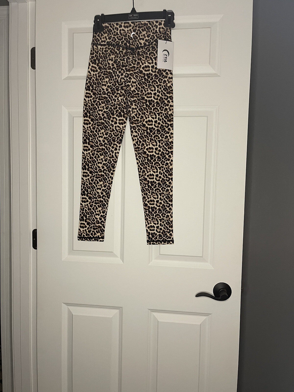 Zyia Leopard Brilliant Scrunchy What Hi Rise Leggings 7/8 Size 4 Nwt 