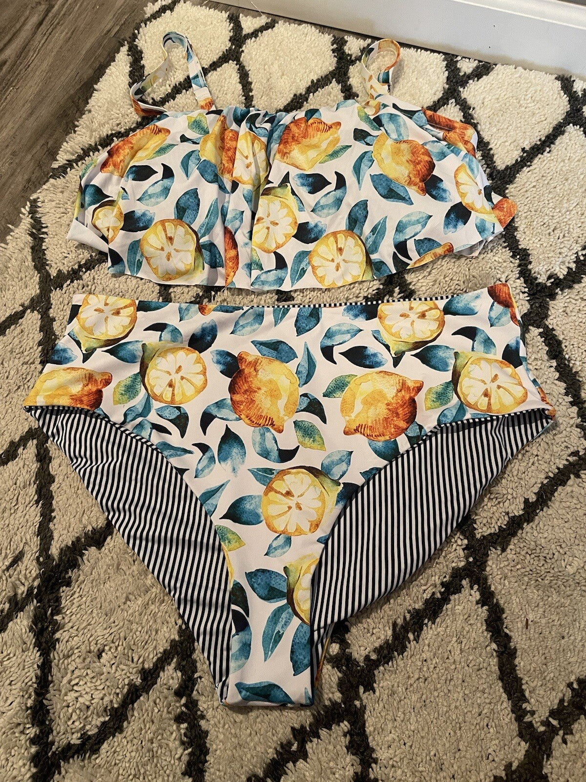 Cupshe High Waisted 2 Piece Swimsuit 1xl Reversible 