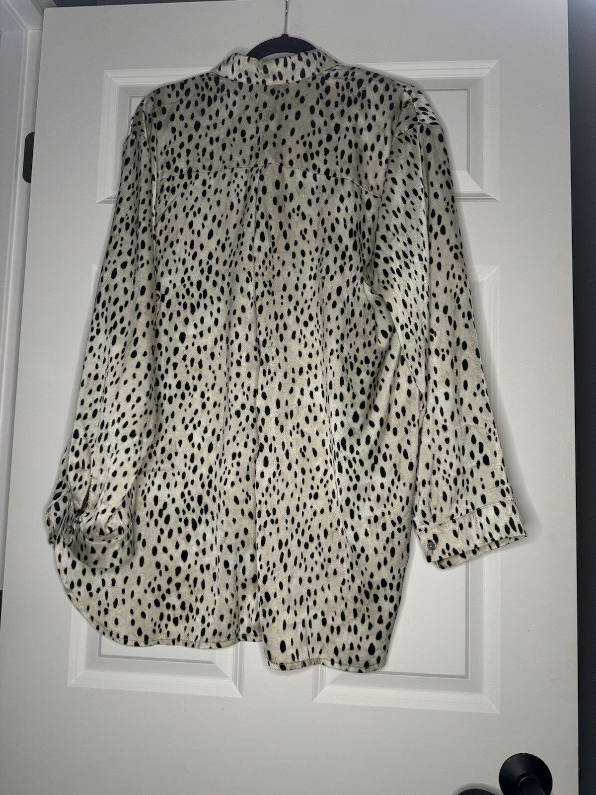 She Sky Button Up Blouse 1x Taupe W Black Animal Print 