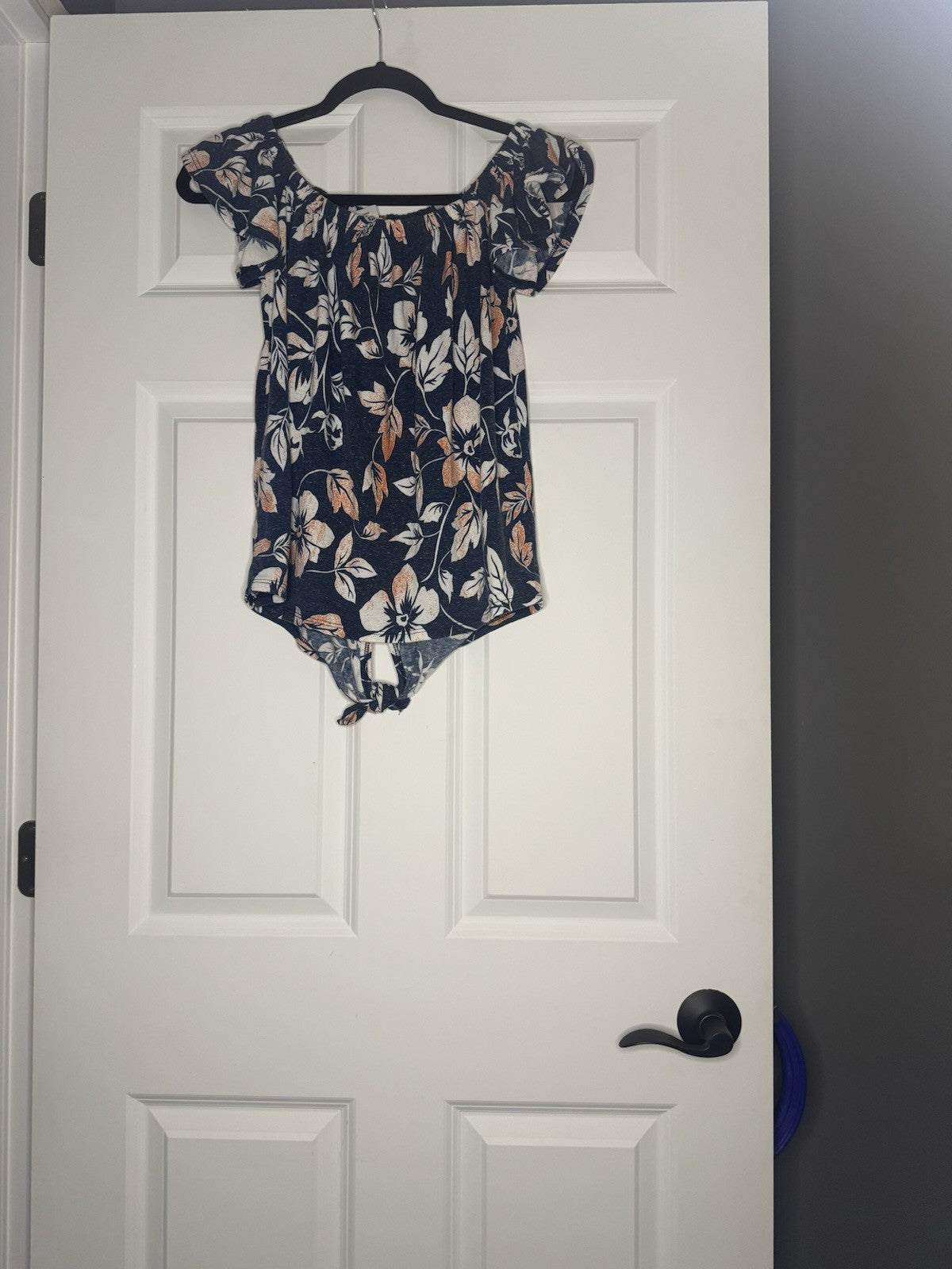 Lovely Melody Short Sleeve Tie Front Blouse Small Heathered Blue Multi Floral 