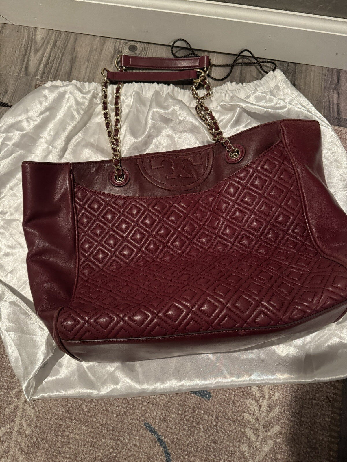 Tory Burch Shoulder Tote With Wallet Maroon Print 