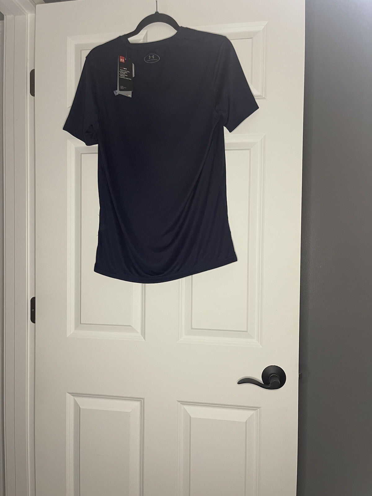 Under Armour Loose Heat Gear Mens Short Sleeve Navy Small Nwt 