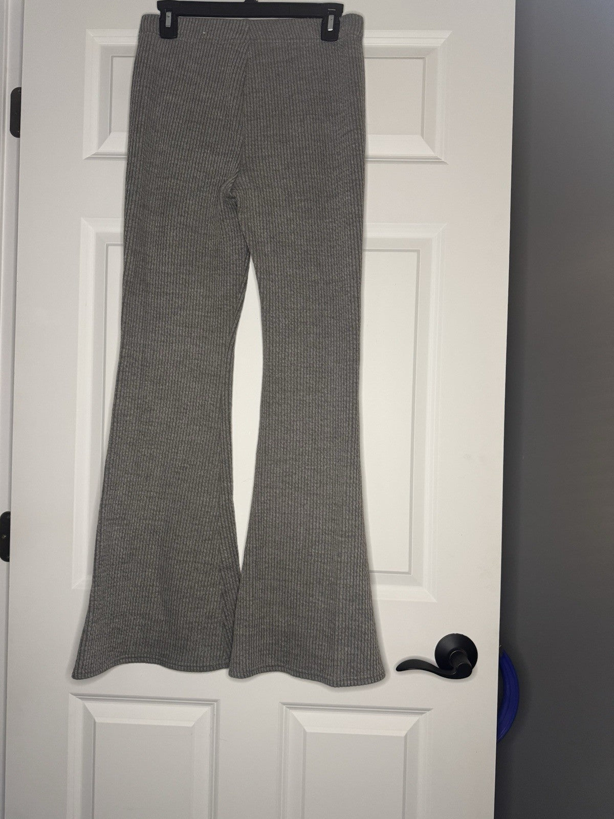 American Eagle Gray Ribbed Bell Bottoms Medium 