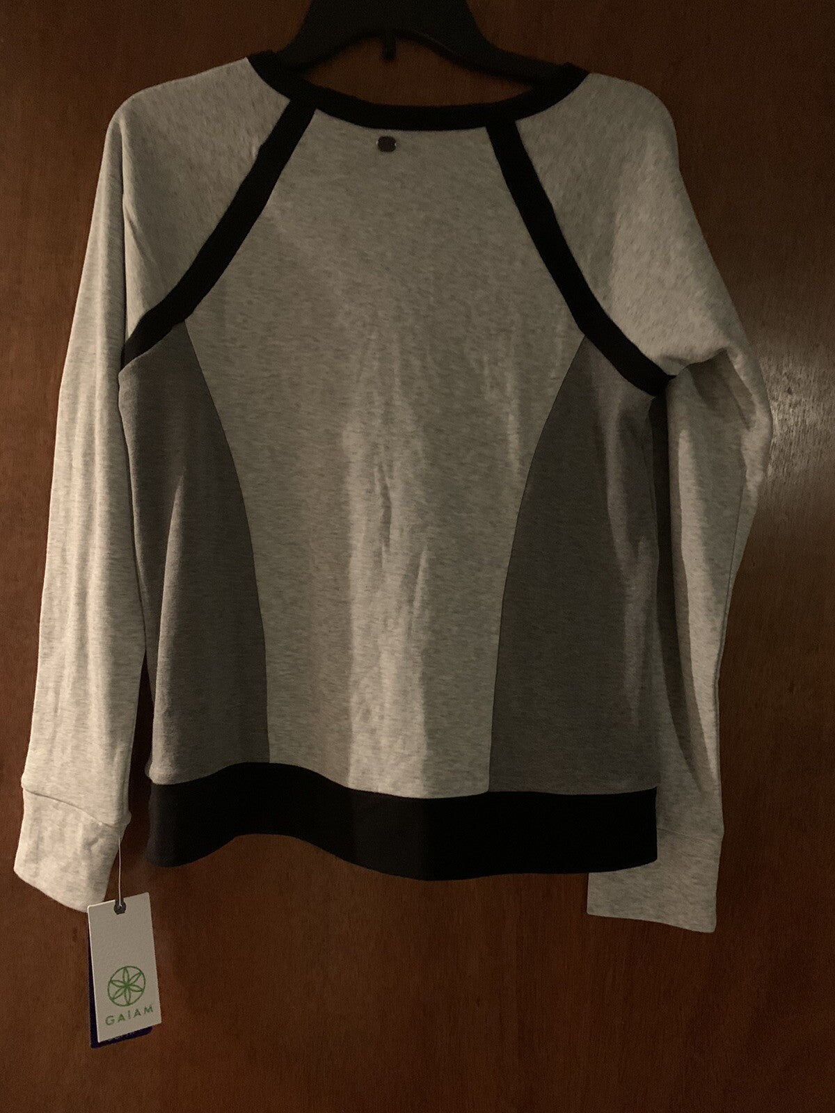 Gaiam Long Sleeve Size Small Nwt