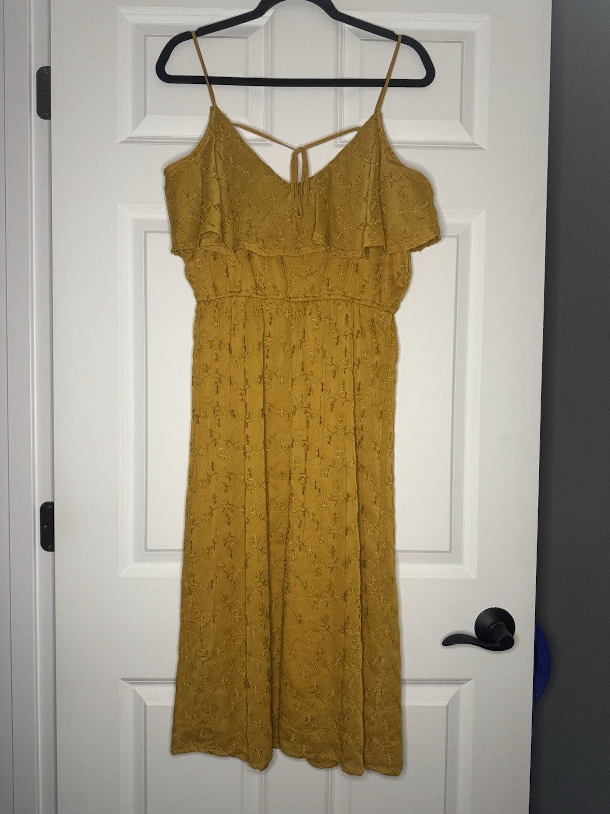 Spirit Of Grace Sleeveless Dress Medium Mustard W Floral Stitching 