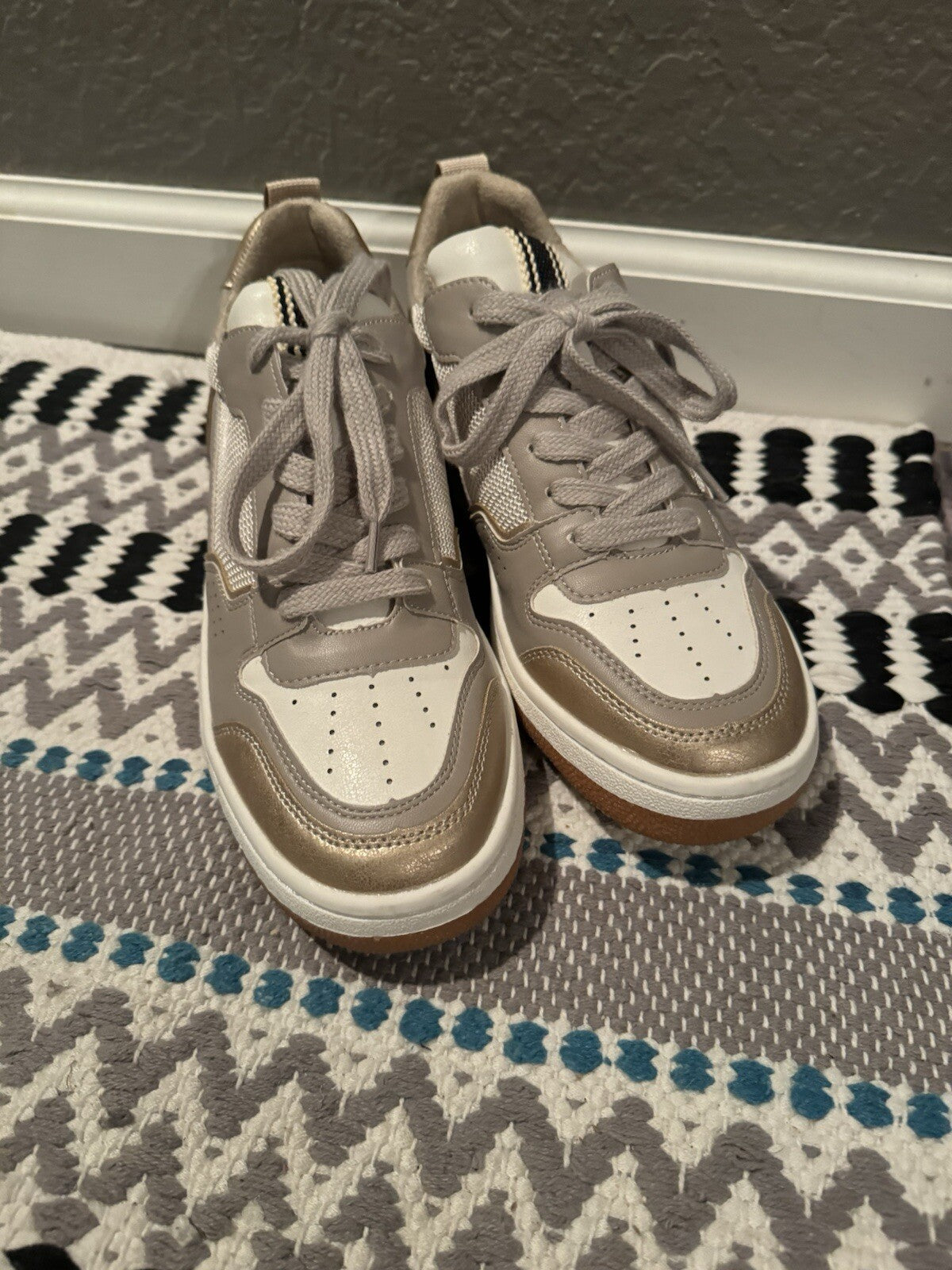 Shu shop Sneakers Size 9 Brown Taupe Gold Brand New 