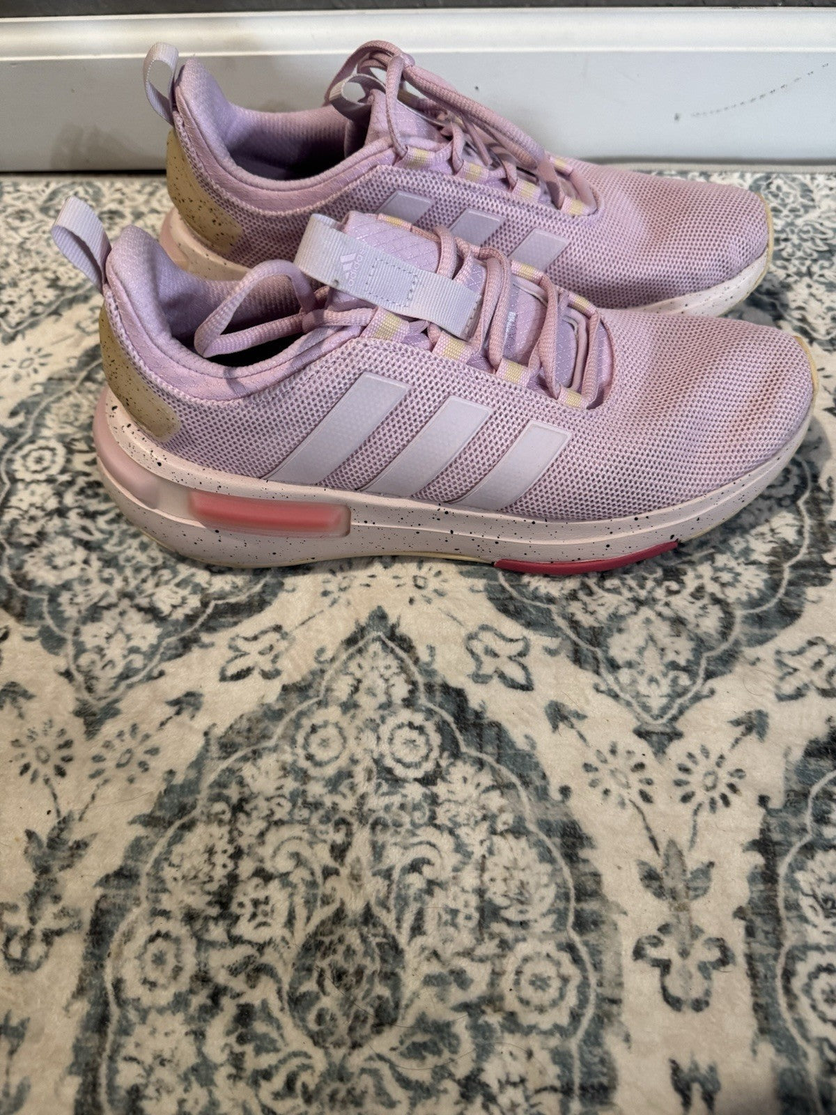 Adidas Womens Cloudfoam Sneakers Size 8.5 Lilac Coral White Excellent Condition