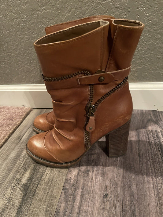 Bcbg generation heel boots brown size 8