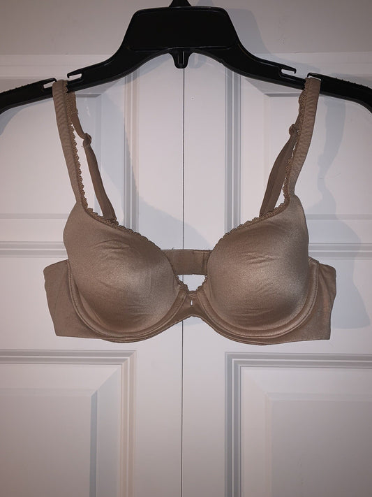 Victorias secret body by victoria lined demi size 32b 