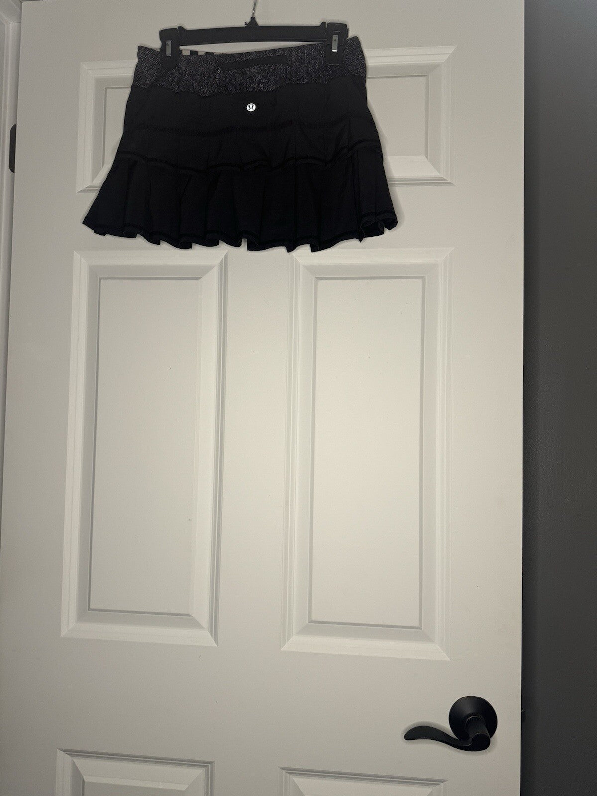 Lululemon Skort With Liner Size 4 Black With White Black Band