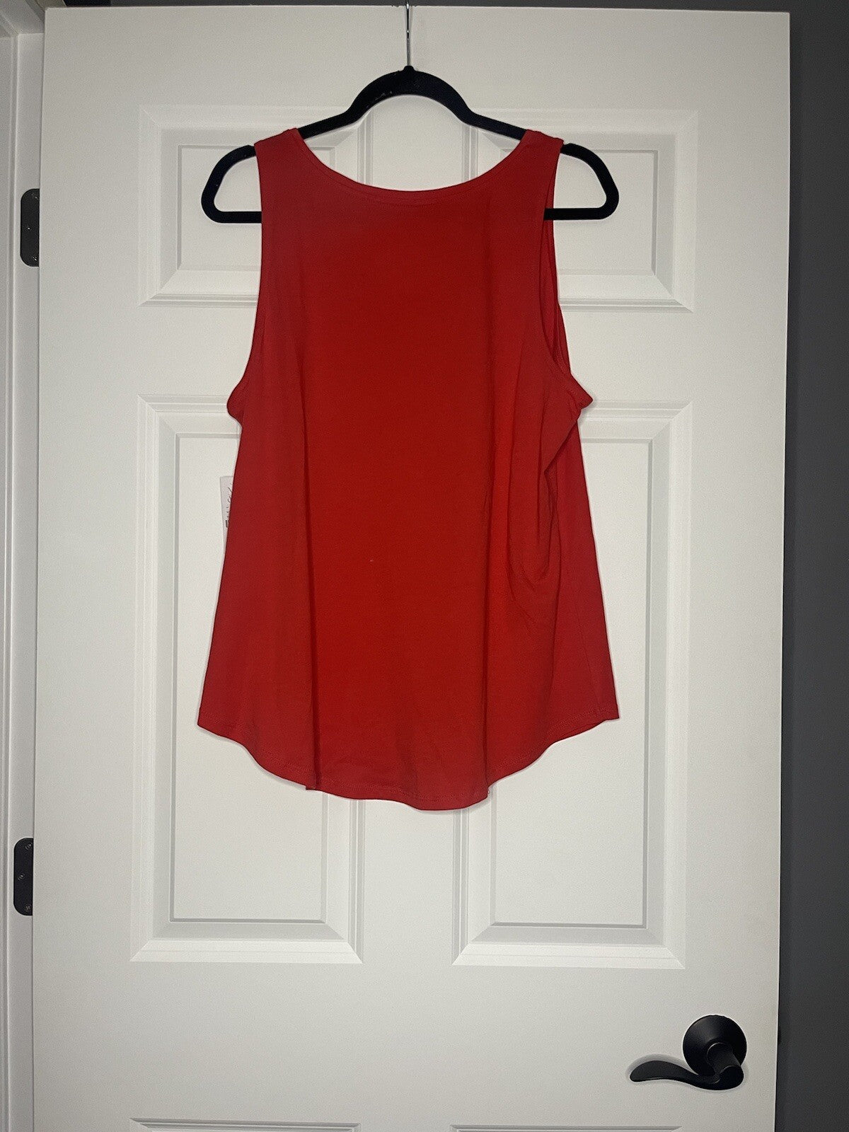 New York and Co sleeveless blouse red large NWT