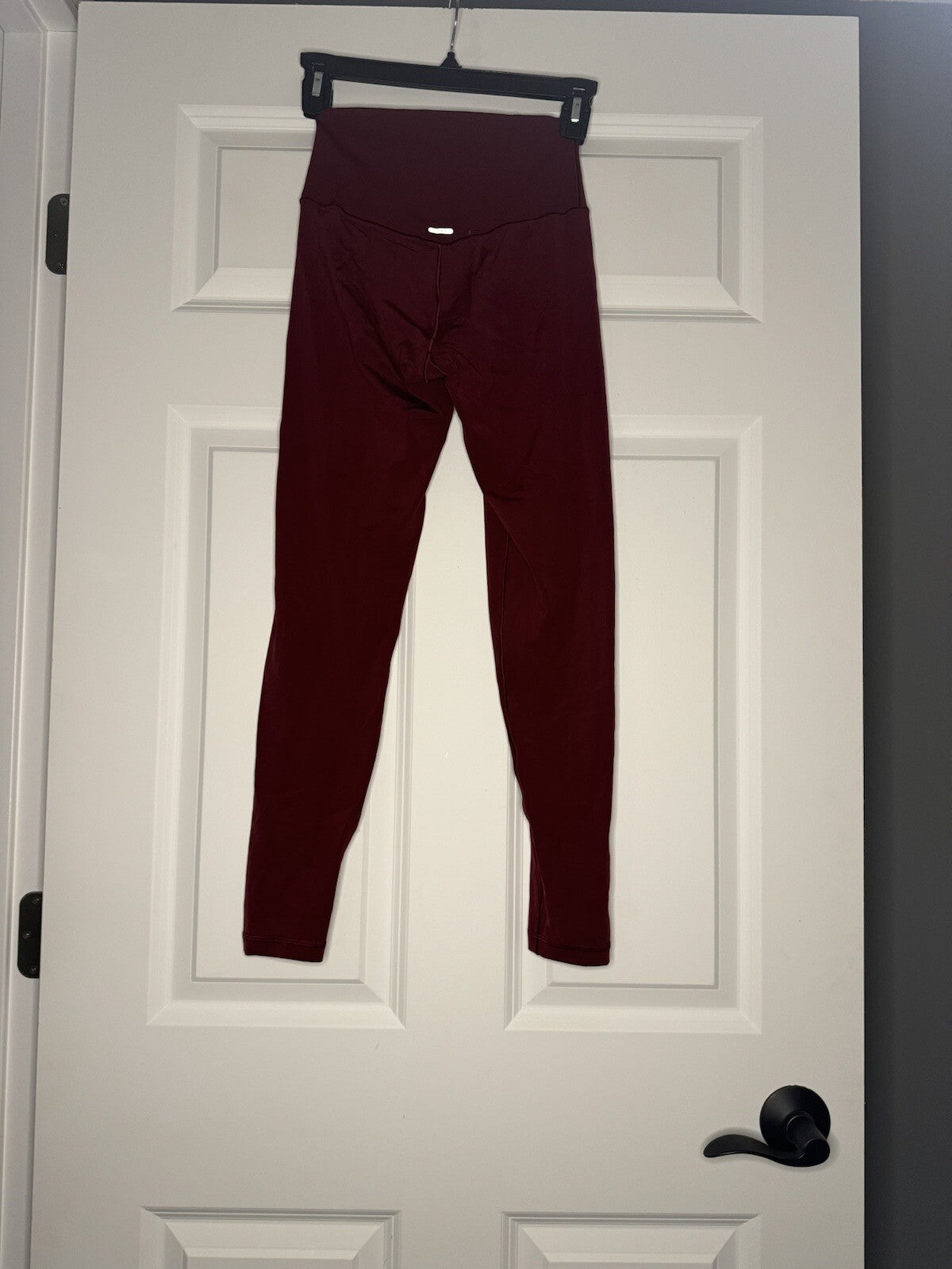 Aerie Chill Play Move Cropped Leggings Small Maroon 