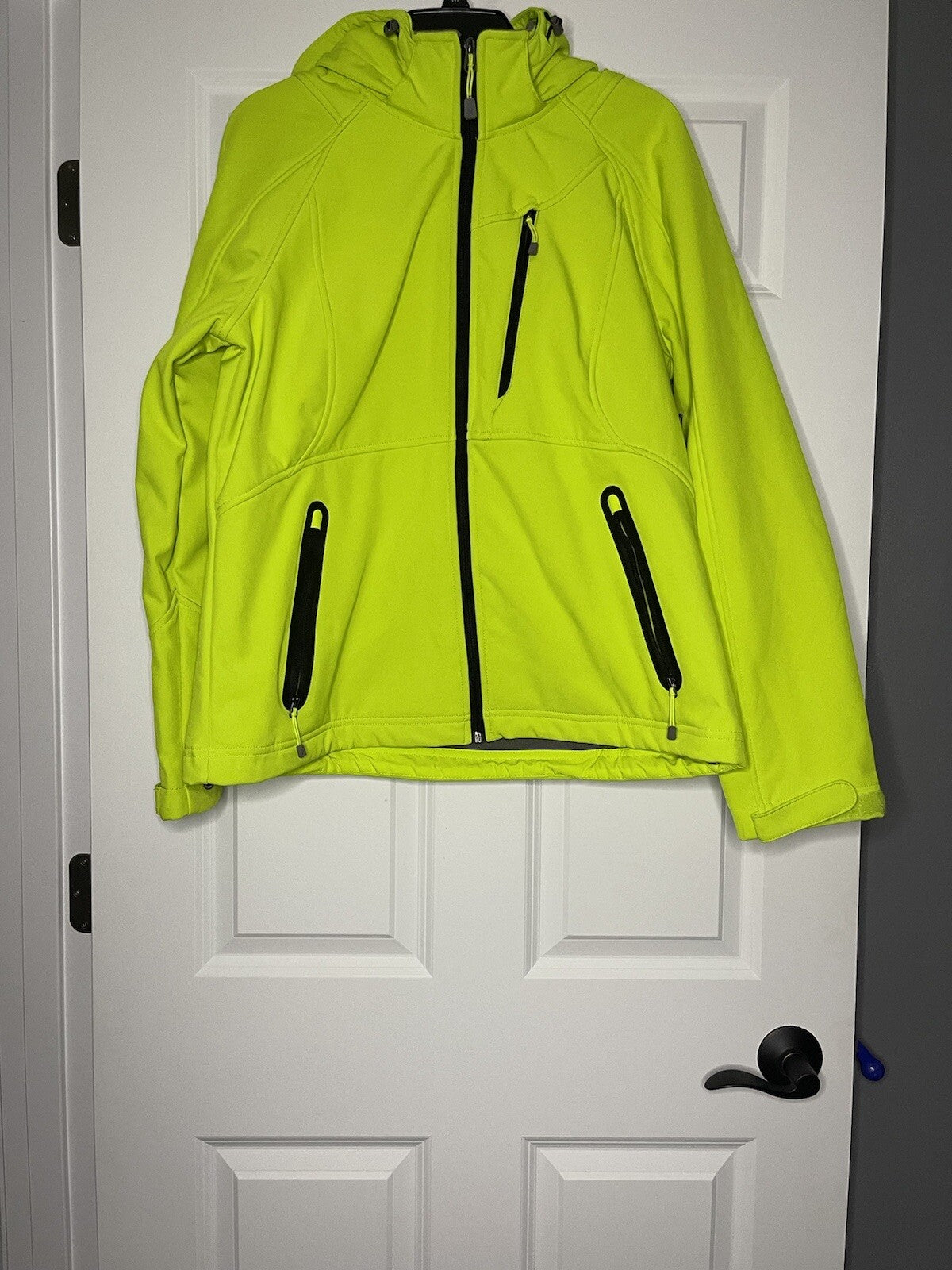 Xersion coat large with detachable hood lime green NWT