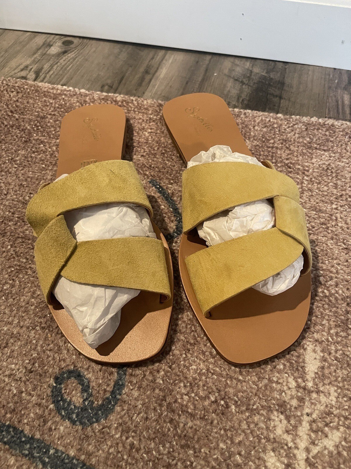 Seychelles Sandals Size 9 Yellow Brand New 