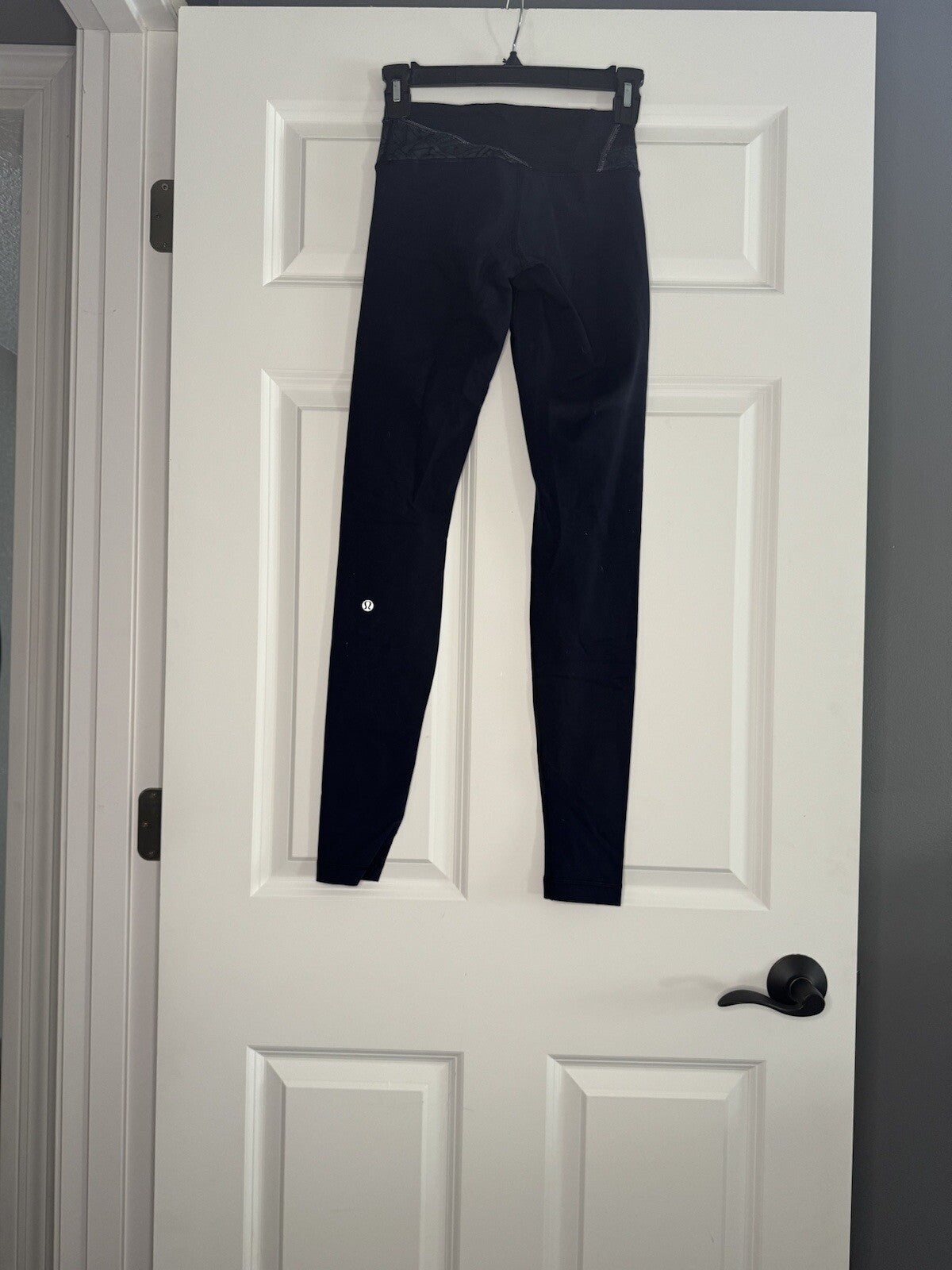 Lululemon Leggings Navy W Floral Waistband Size 2 