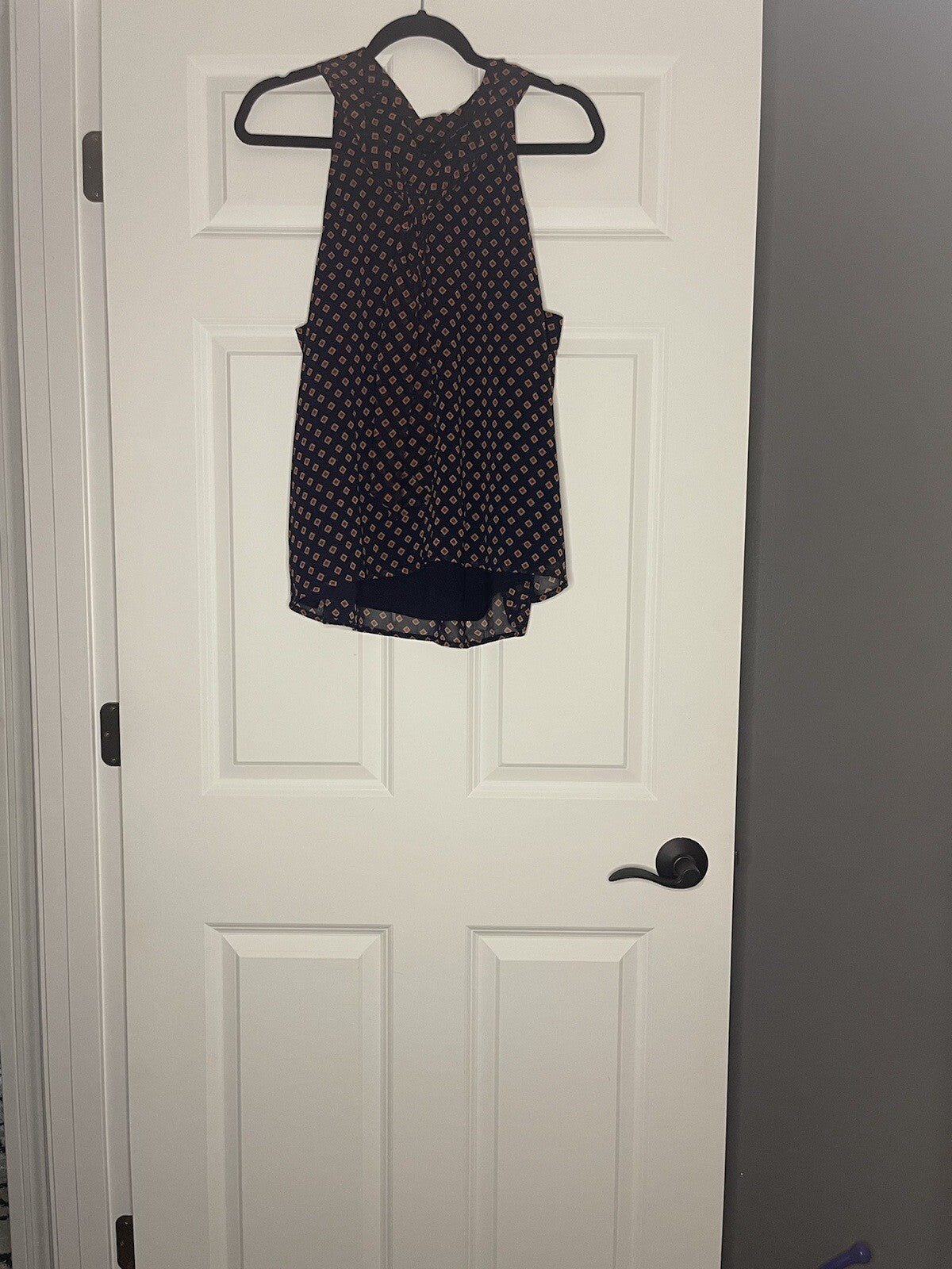 Banana Republic Sleeveless Tie Neck Blouse Large Navy W Multi Print Nwt Msrp 55
