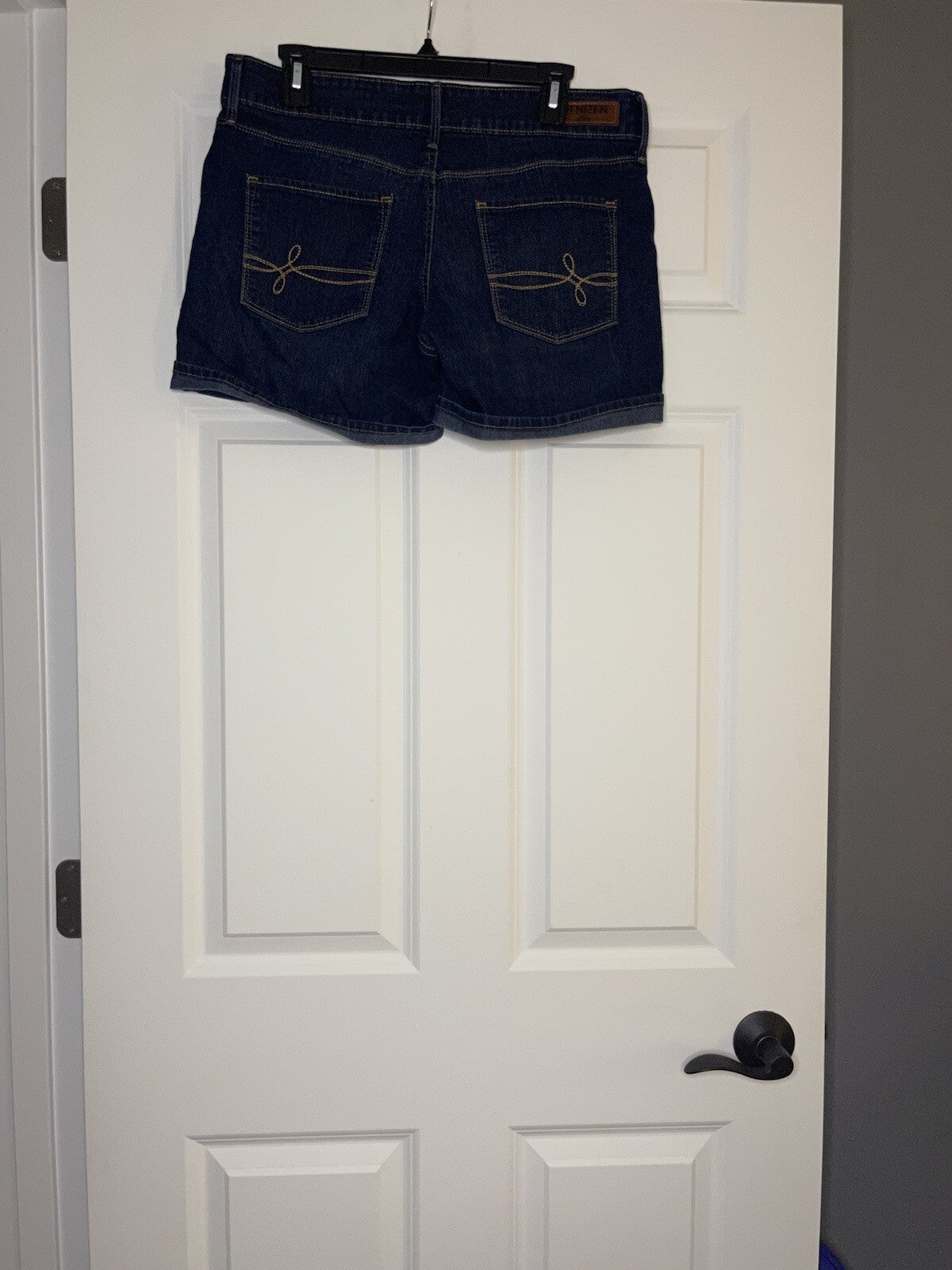 Denizen levi jean shorts size 10 blue 