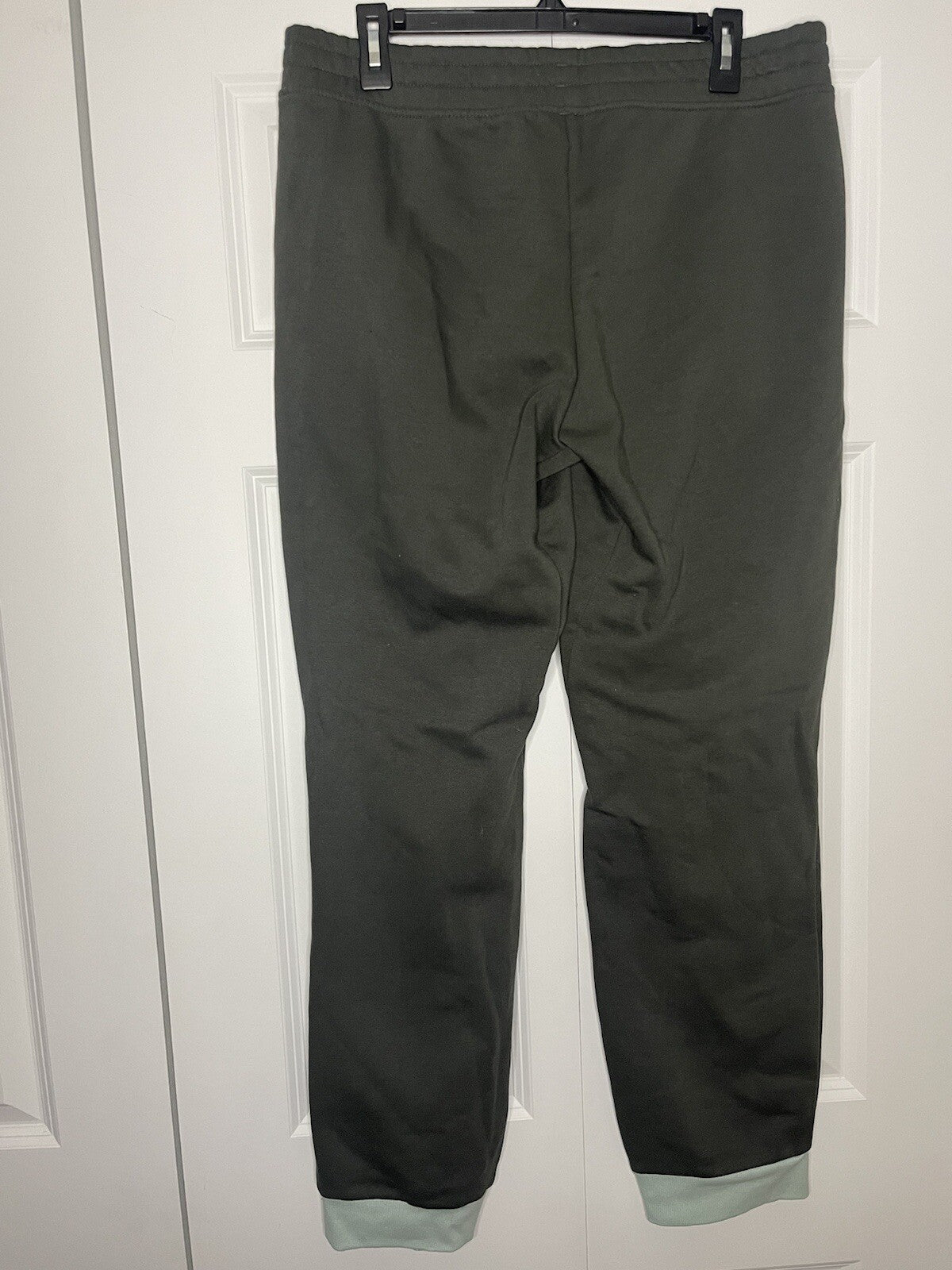 Adidas jogger sweatpants olive green with light green cuff large nwt 