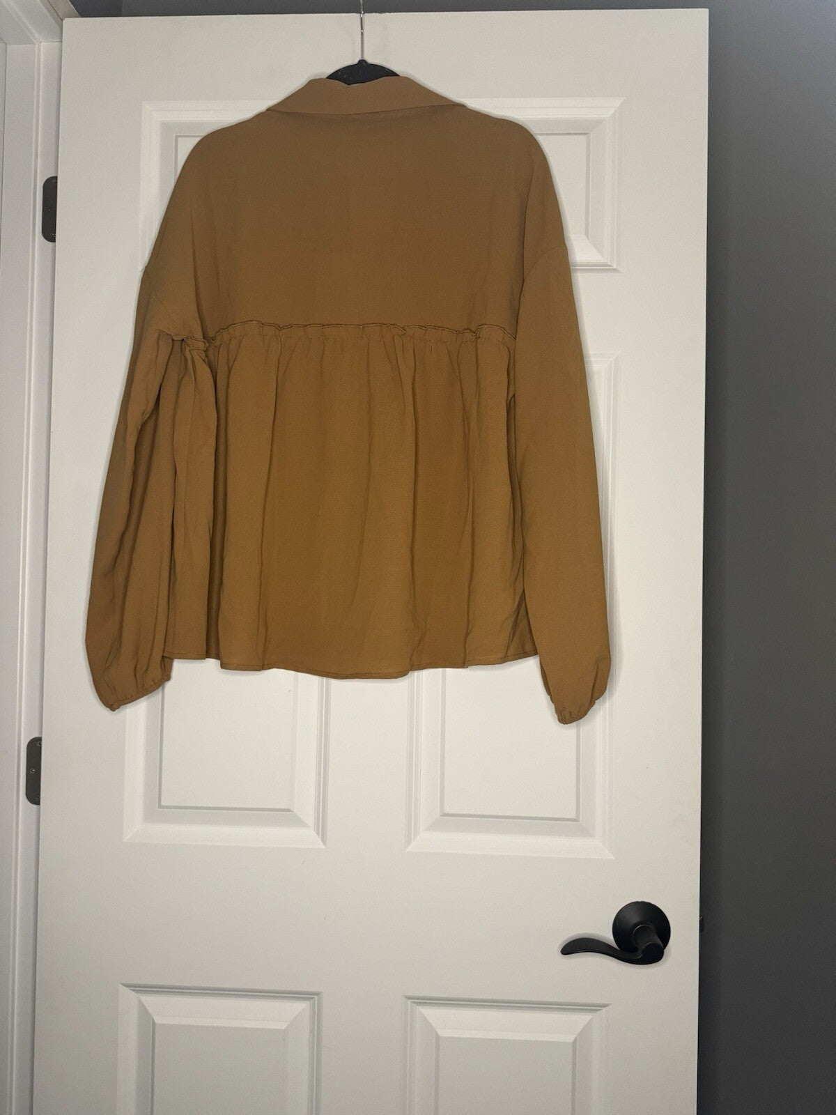 Andree By Unit Button Up Blouse Large Nwt 